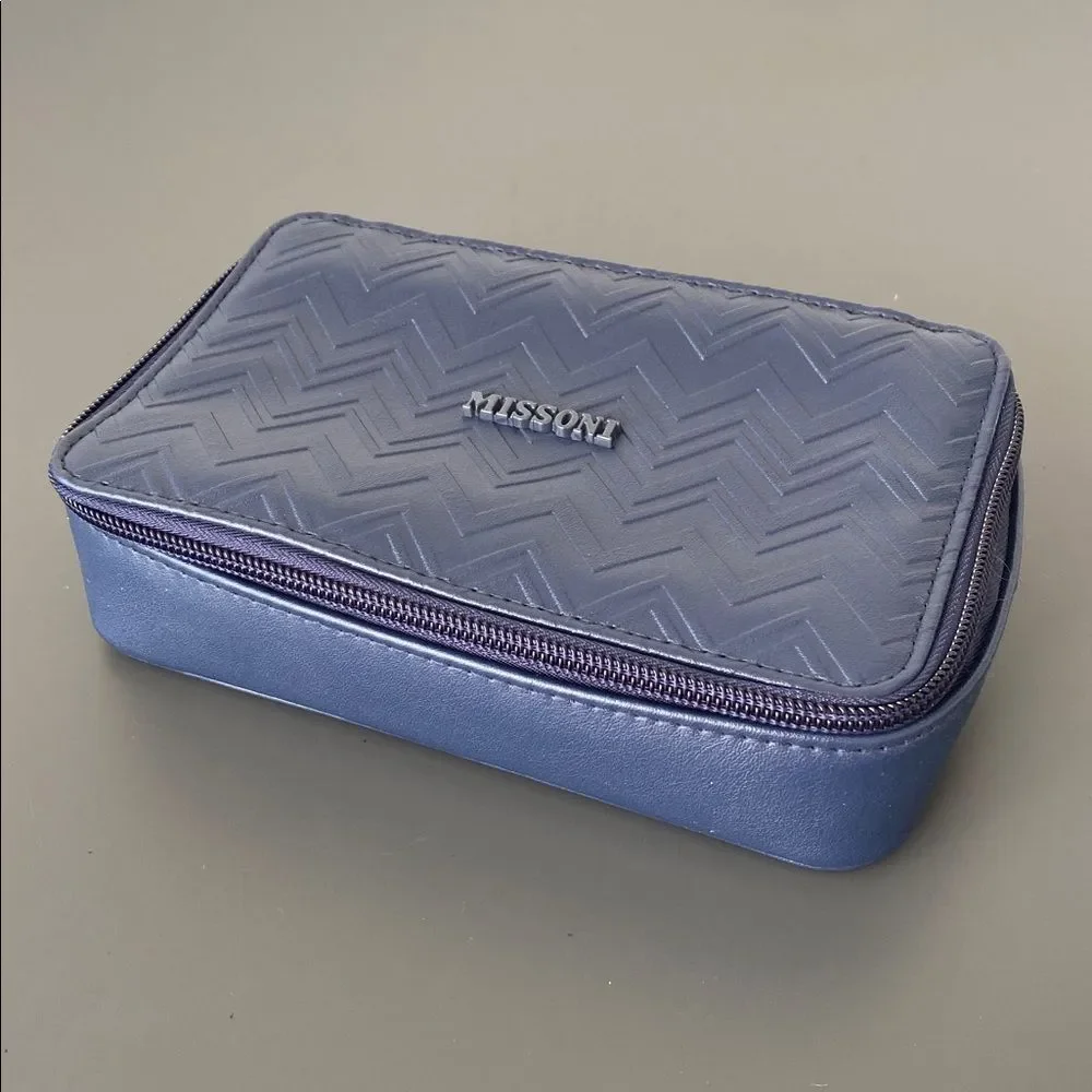 Missoni x Delta Business Class Flight Blue Chevron Toiletry Cosmetic Travel Bag